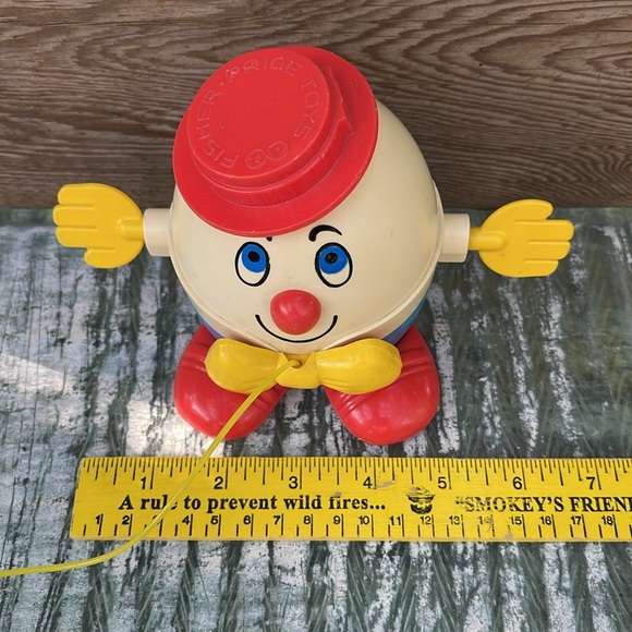 Collectible Vintage Humpty Dumpty Fisher Price Pull Toy - Picture 10 of 12